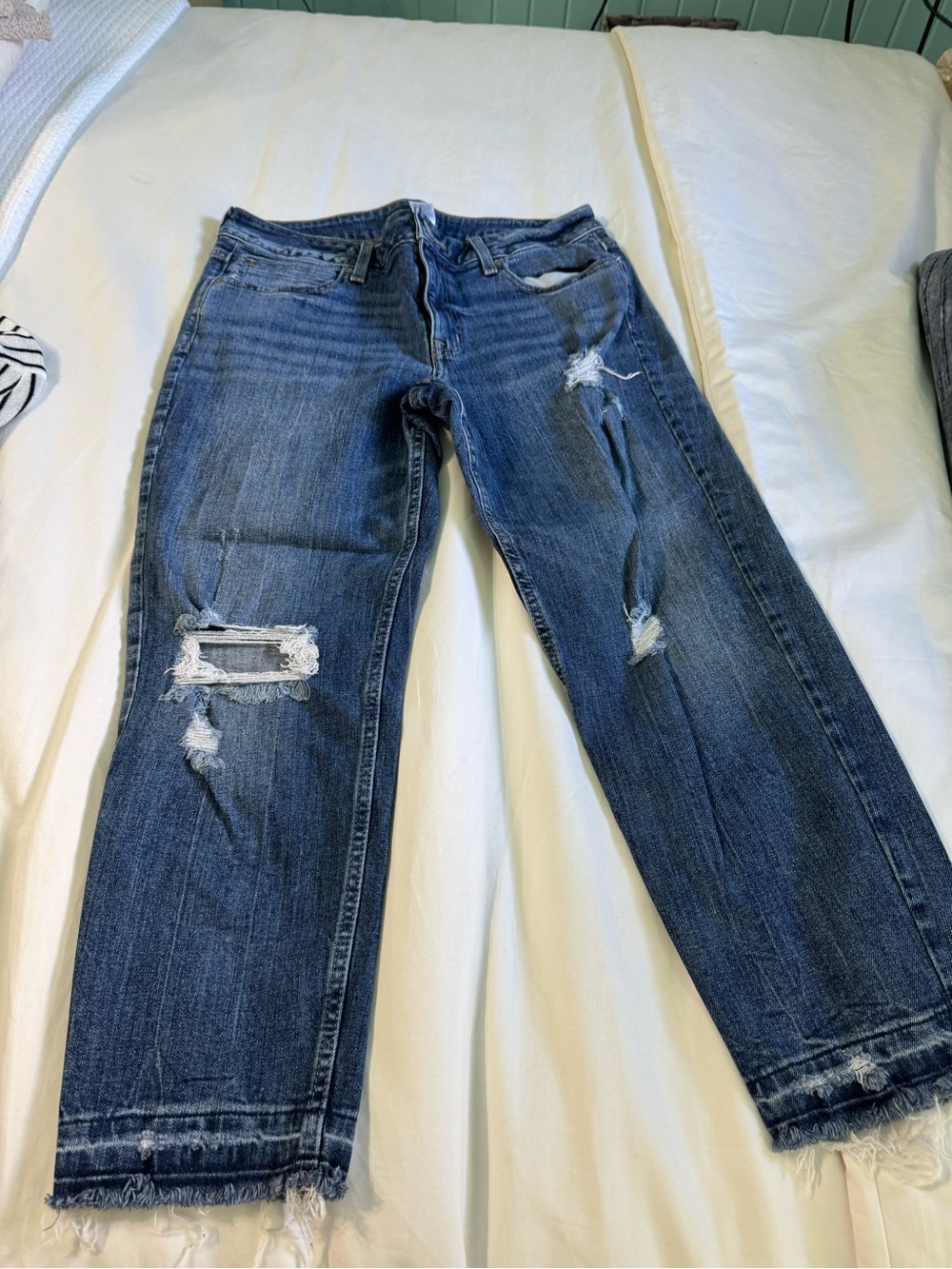 Maurices Women's Blue Denim Jeans - Classic Mid Wash
